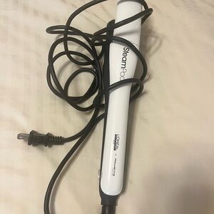 L'Oreal SteamPod Hair Styler - White and Black
